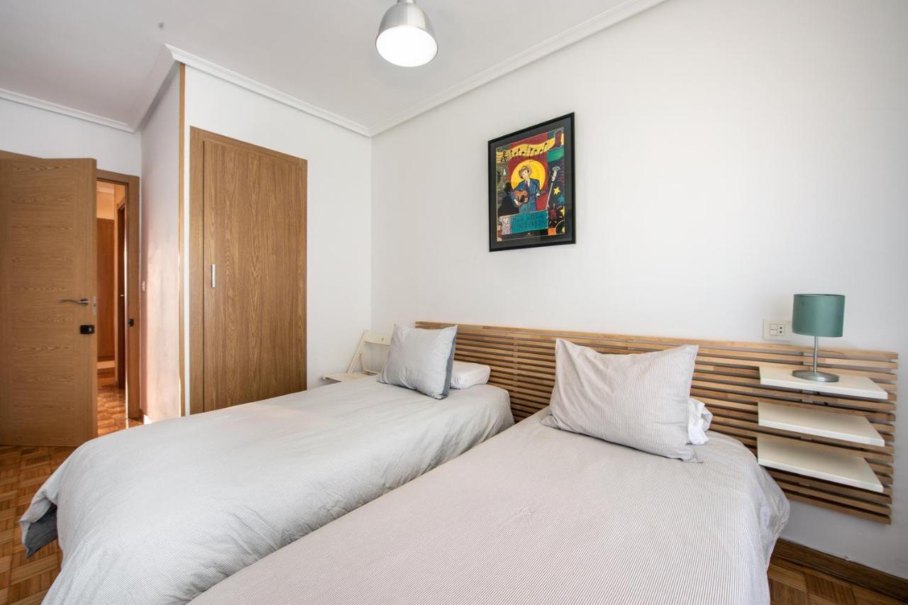Magnifico Apartamento En El Centro De Овиедо Екстериор снимка